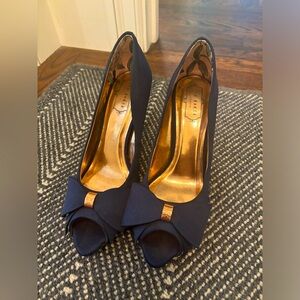 WORN ONCE — Ted Baker Pumps
